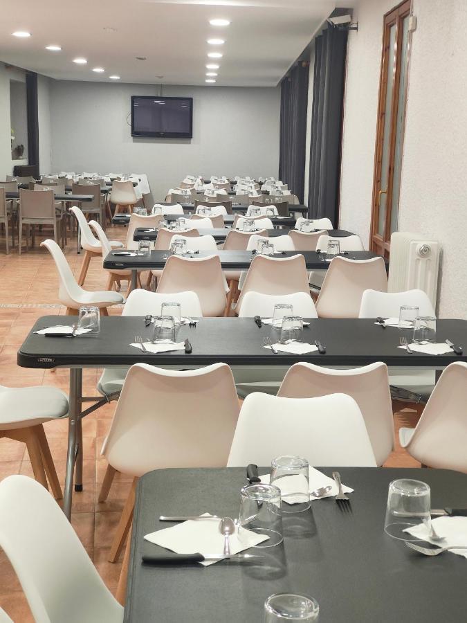 Hotel Acebo Plaza Mayor Хака Экстерьер фото