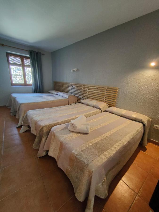 Hotel Acebo Plaza Mayor Хака Экстерьер фото