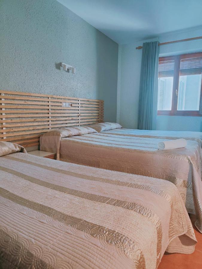 Hotel Acebo Plaza Mayor Хака Экстерьер фото